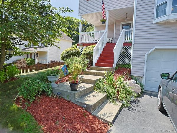 9 Melody Lane, Harriman, NY 10926