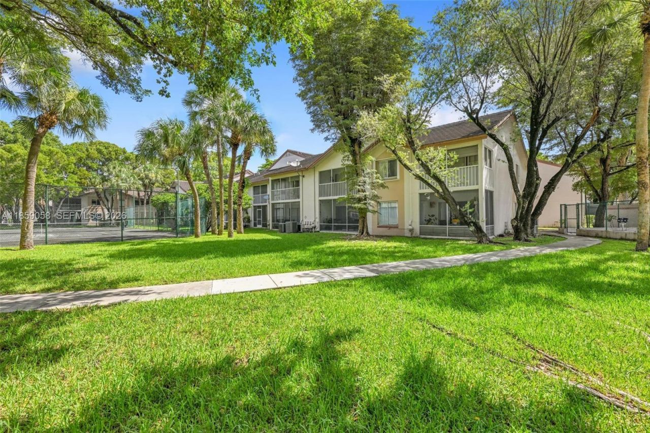 14006 SW 91st Ter, Unit 14006, Miami, FL 33186 Photo