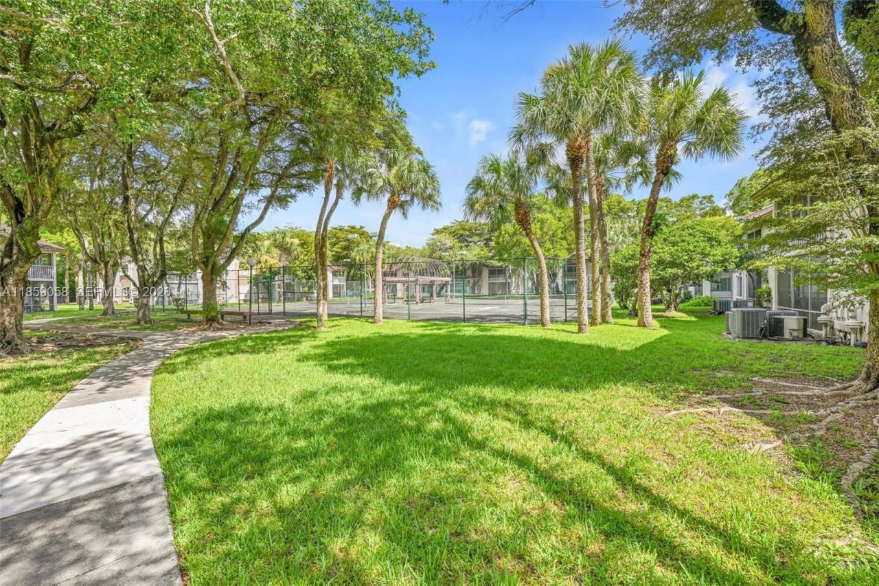 14006 SW 91st Ter, Unit 14006, Miami, FL 33186 Photo