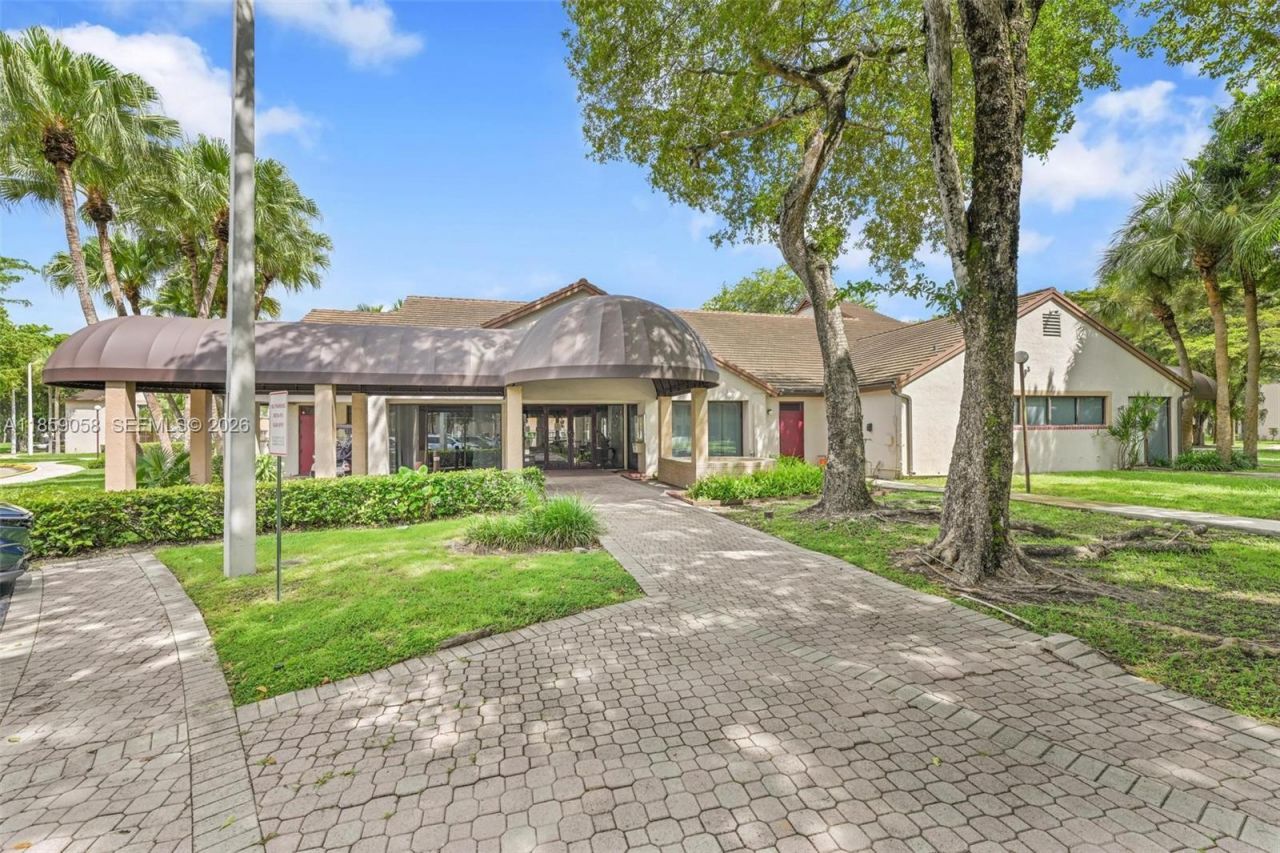 14006 SW 91st Ter, Unit 14006, Miami, FL 33186 Photo