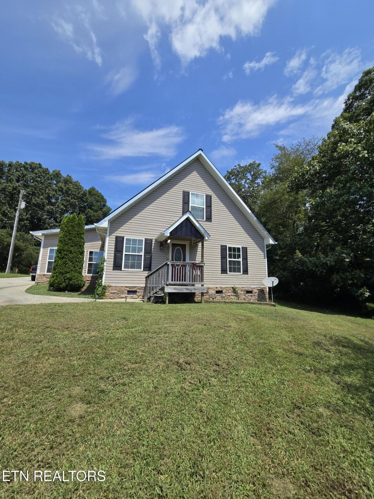 2049 Highway 322 E, Sweetwater, TN 37874 Main Photo