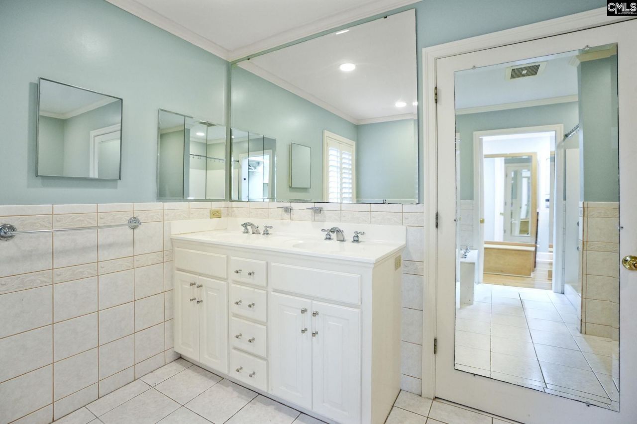 184 Scoville Street Photo 10