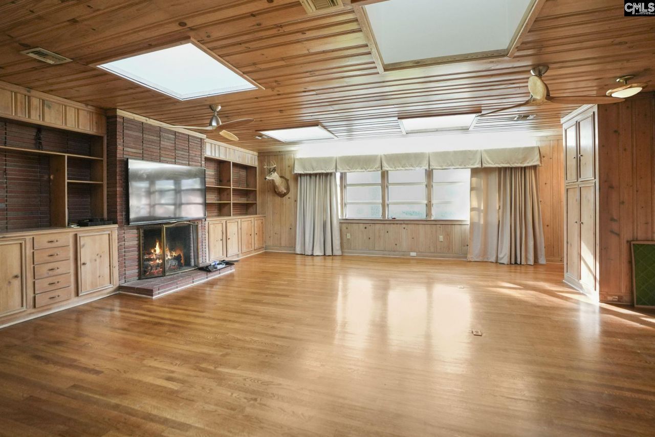 184 Scoville Street Photo 16