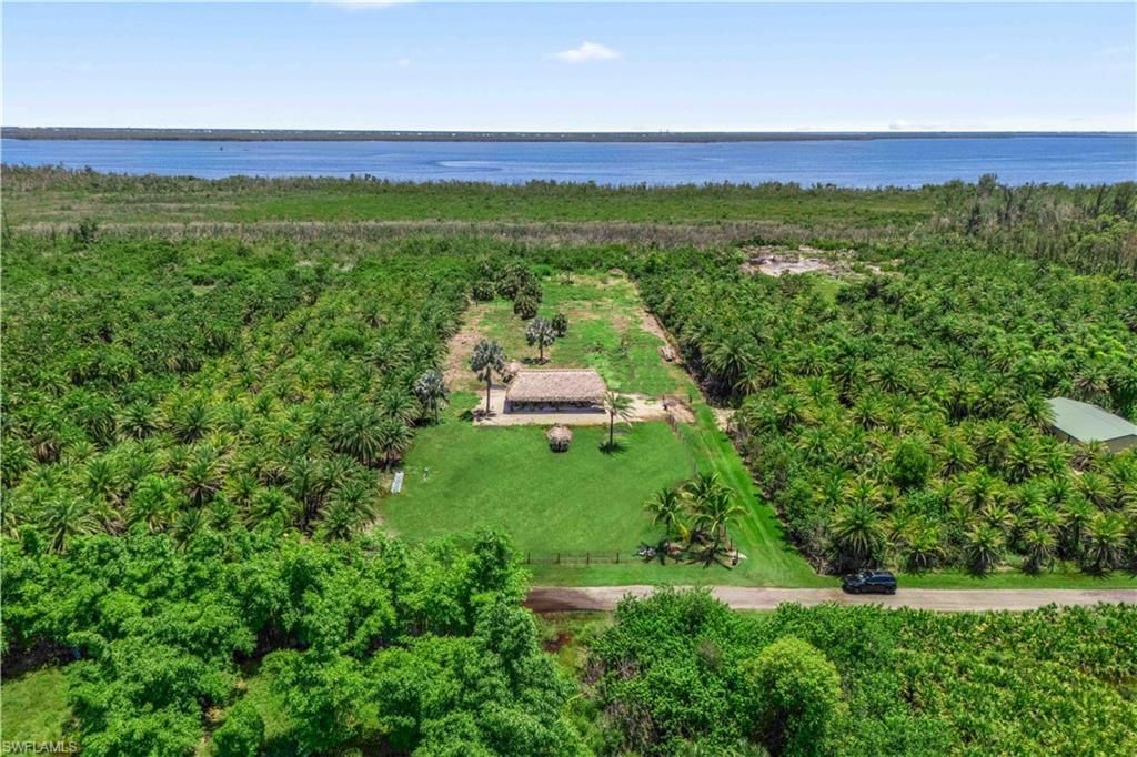 6250 Masters Landing Dr, Saint James City, FL 33956 Photo