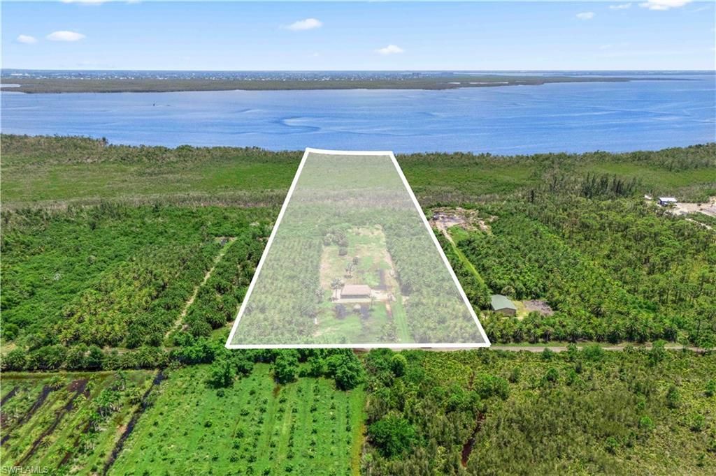 6250 Masters Landing Dr, Saint James City, FL 33956 Photo