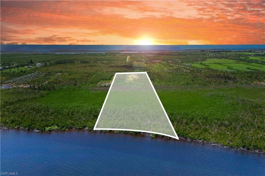 6250 Masters Landing Dr, Saint James City, FL 33956 Photo