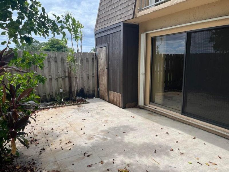 4803 Waterview Circle, Palm Springs, FL 33461 Photo