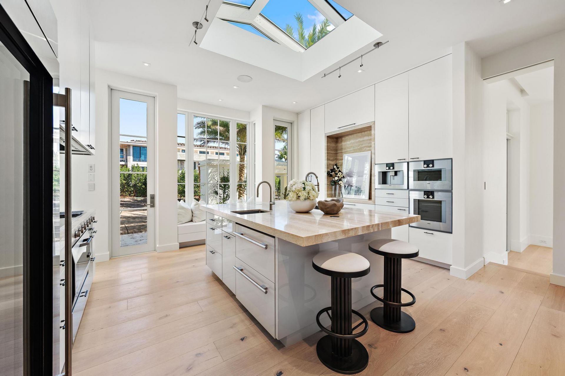 301 Plantation Road, Palm Beach, FL 33480 Photo