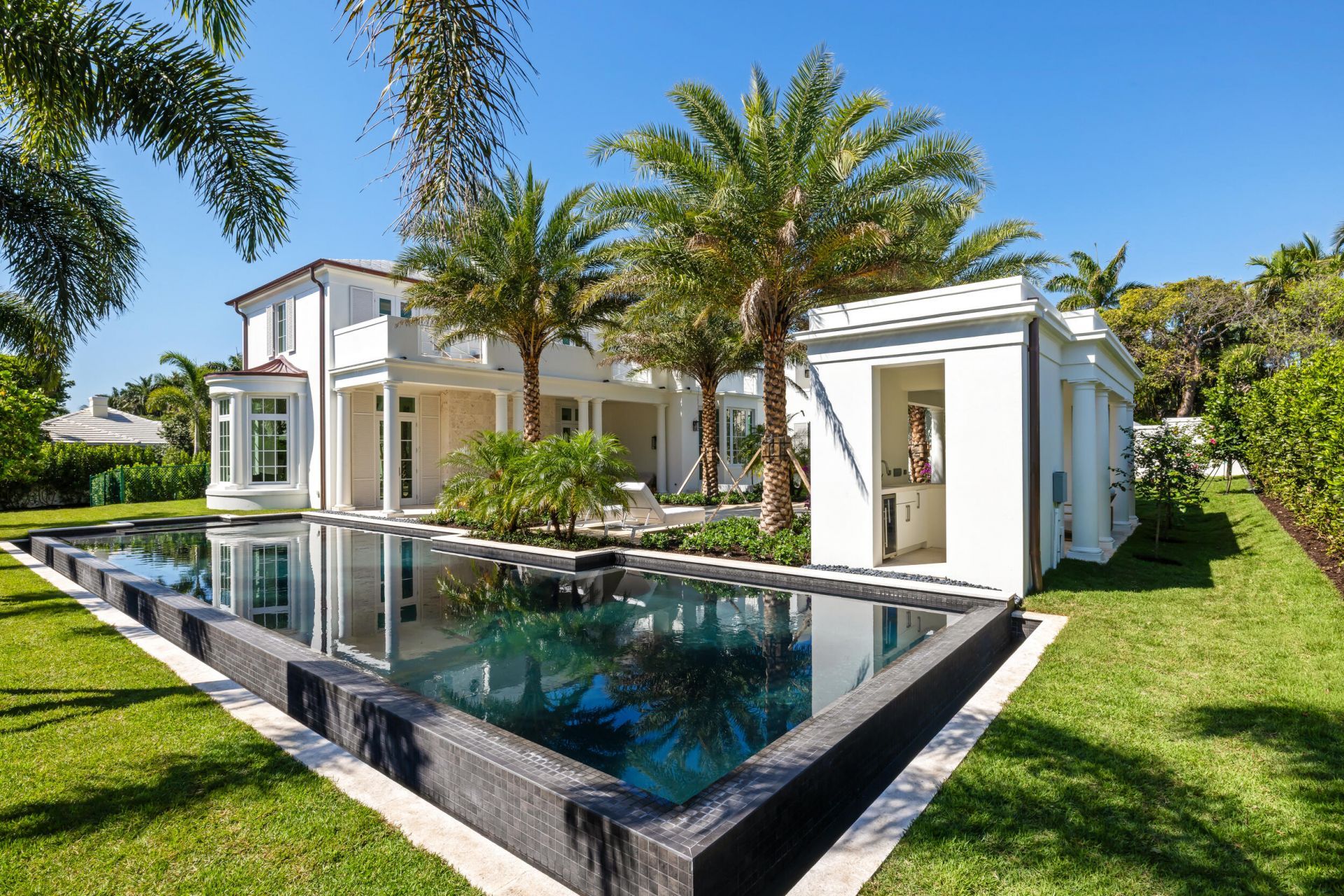 301 Plantation Road, Palm Beach, FL 33480 Photo