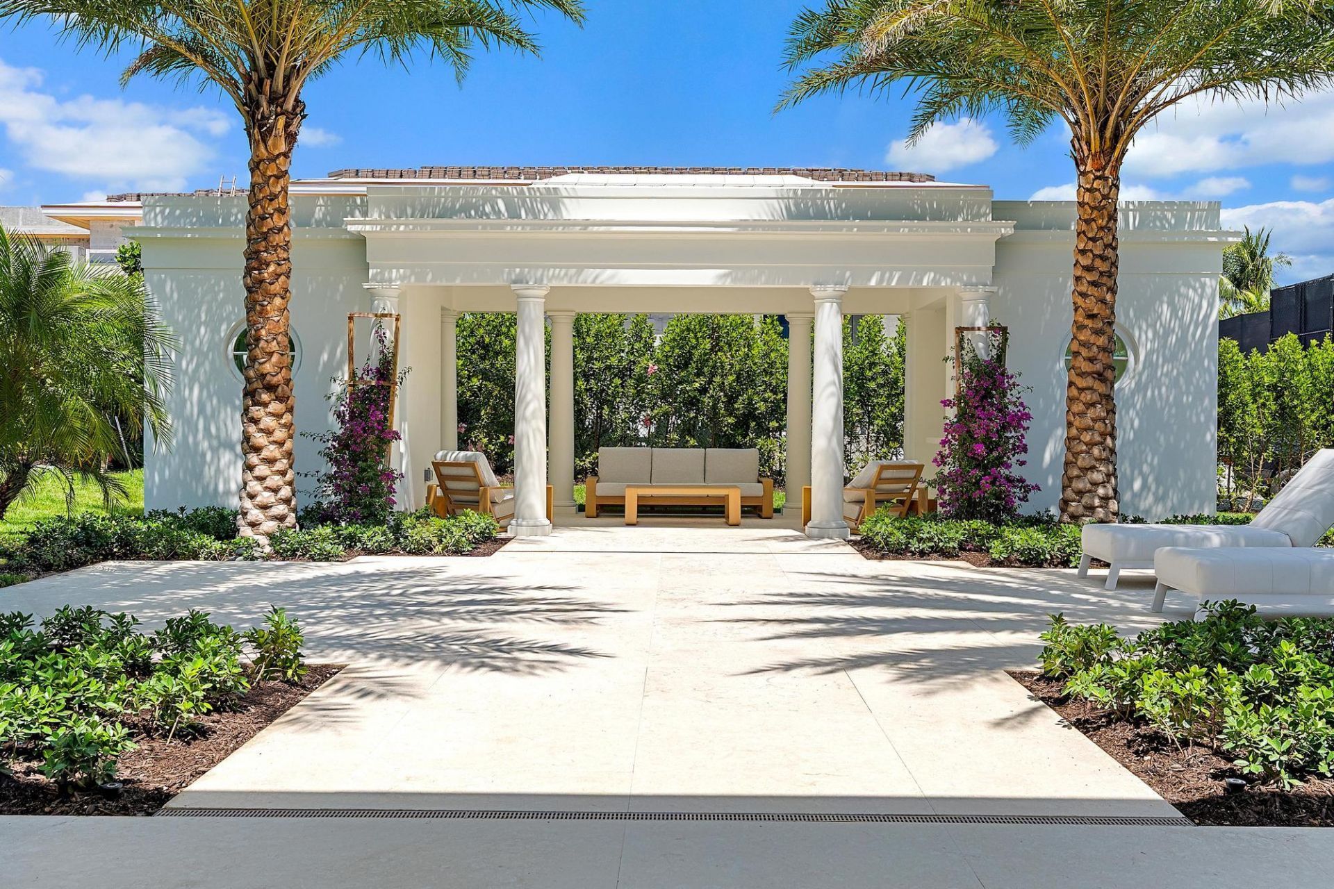 301 Plantation Road, Palm Beach, FL 33480 Photo