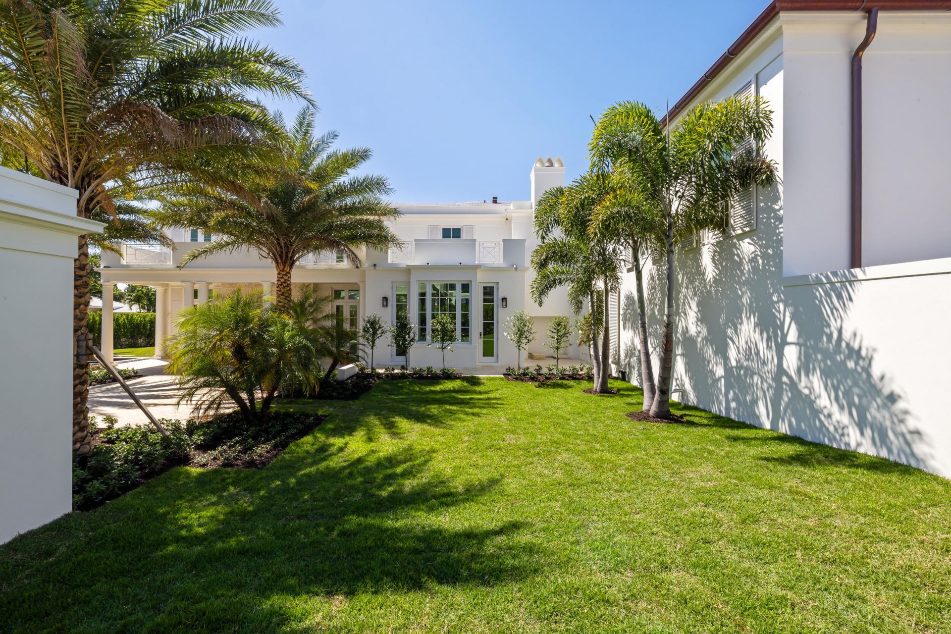 301 Plantation Road, Palm Beach, FL 33480 Photo