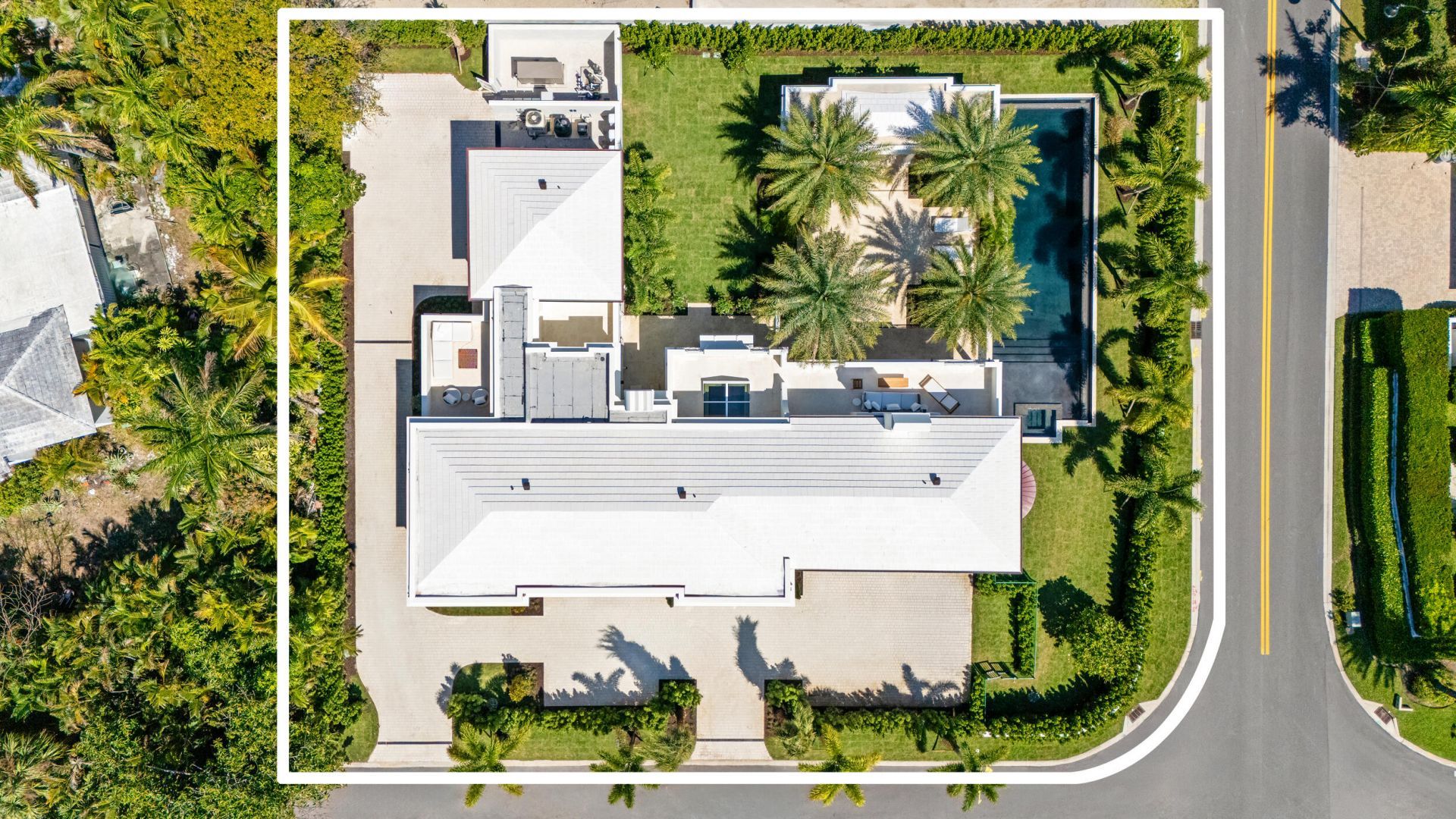 301 Plantation Road, Palm Beach, FL 33480 Photo