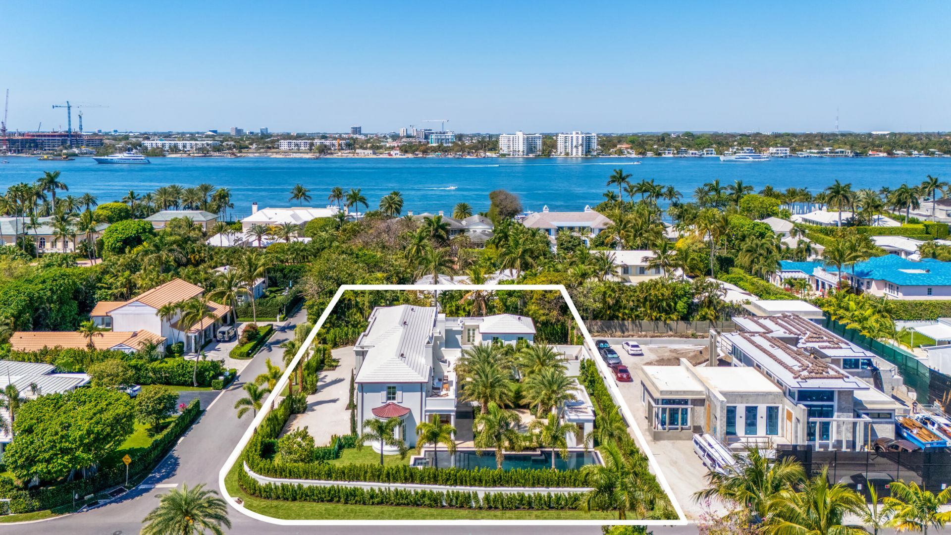 301 Plantation Road, Palm Beach, FL 33480 Photo