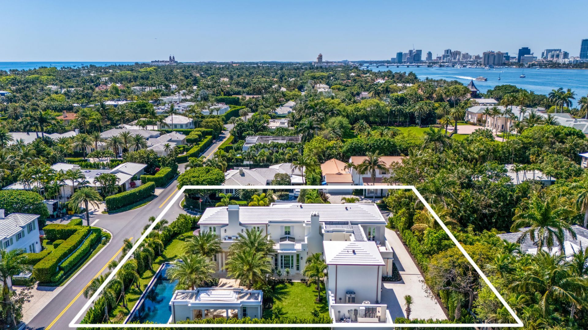 301 Plantation Road, Palm Beach, FL 33480 Photo