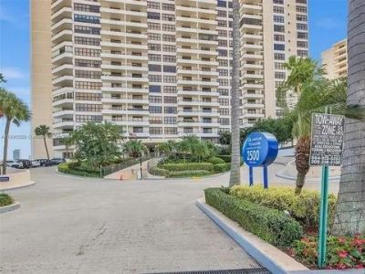 2500 Parkview Drive, Unit 814, Hallandale Beach, FL 33009 Photo