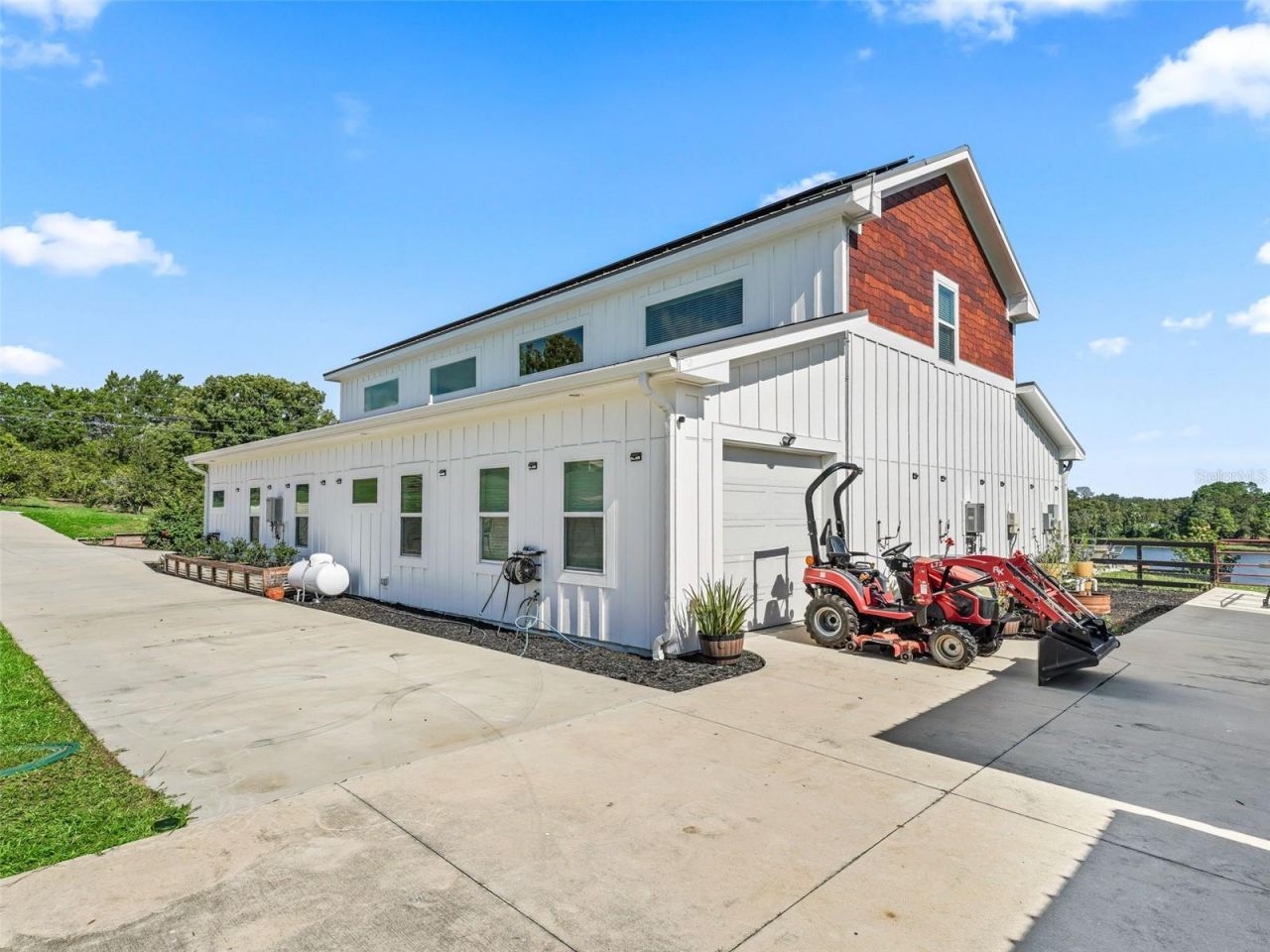 16795 SE Highway 42, Weirsdale, FL 32195 Photo