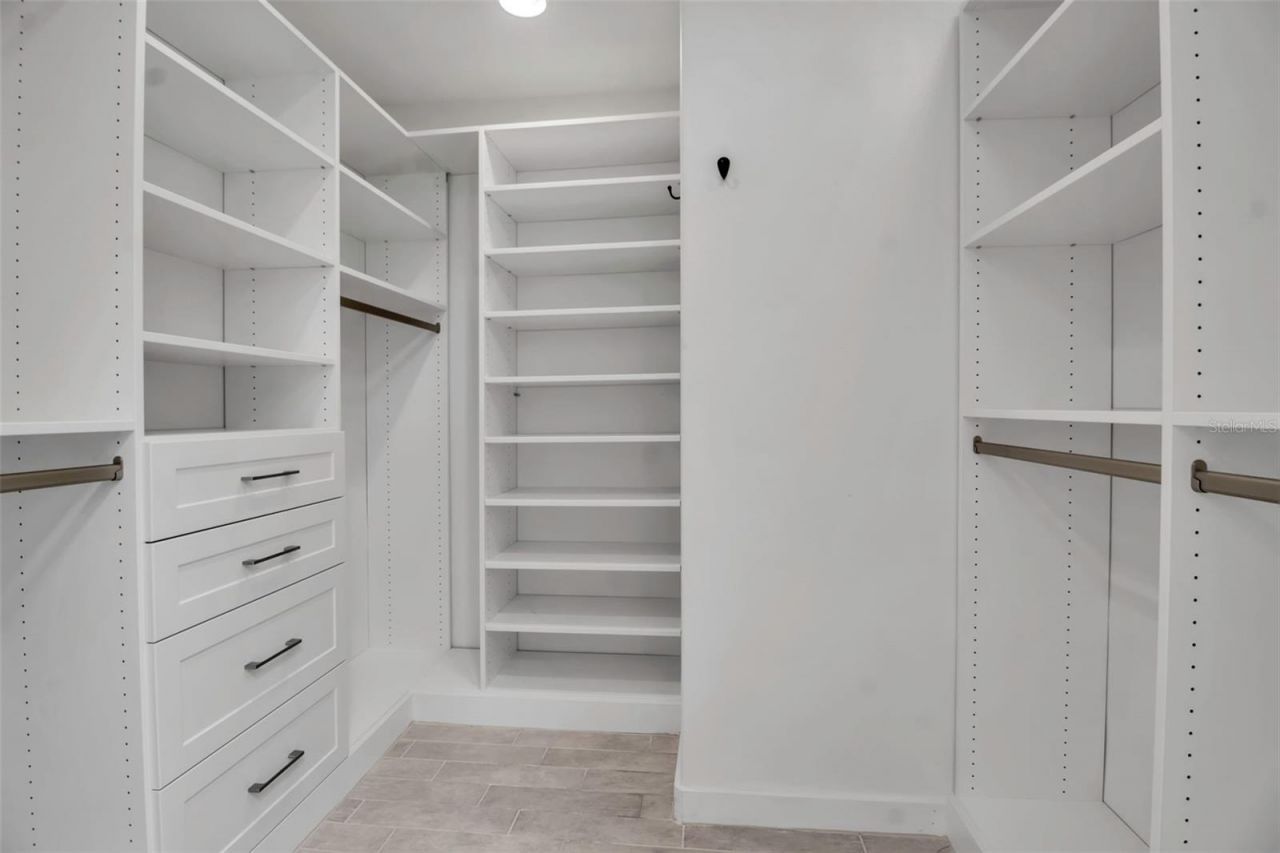 207 Peacock Lane, Holmes Beach, FL 34217 Photo