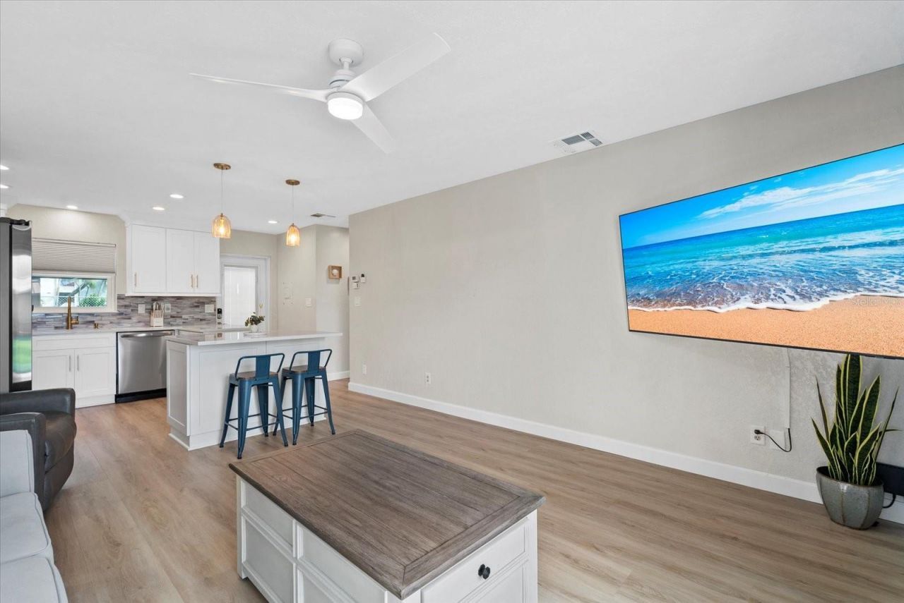 5830 Midnight Pass Road, Unit 25, Sarasota, FL 34242 Photo