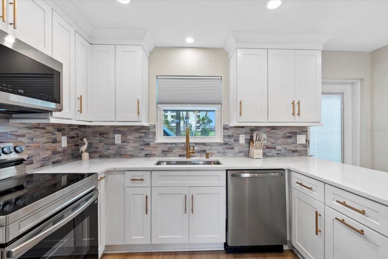 5830 Midnight Pass Road, Unit 25, Sarasota, FL 34242 Photo