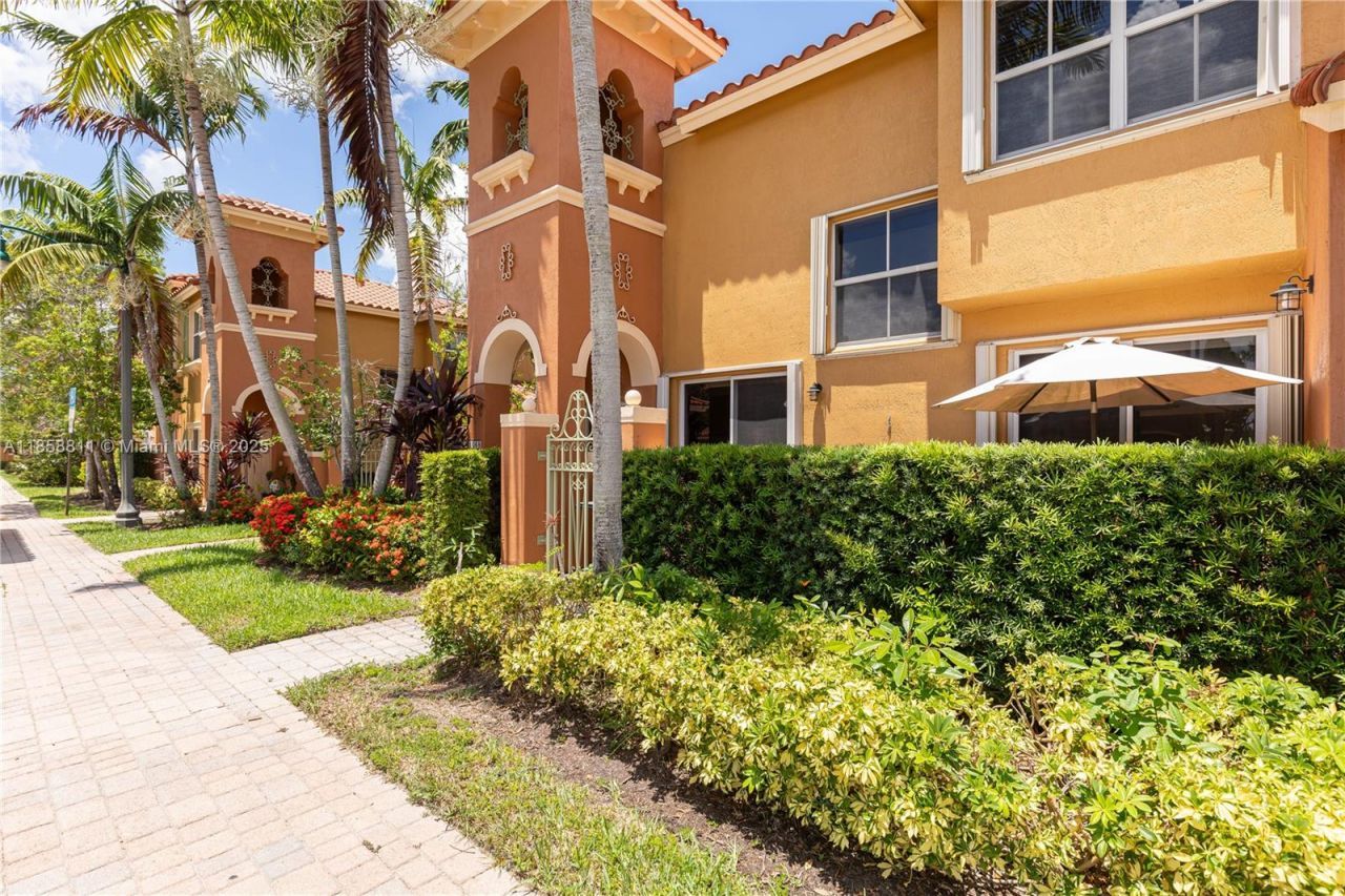 1068 SW 143rd Ave, Unit 2510, Pembroke Pines, FL 33027 Photo