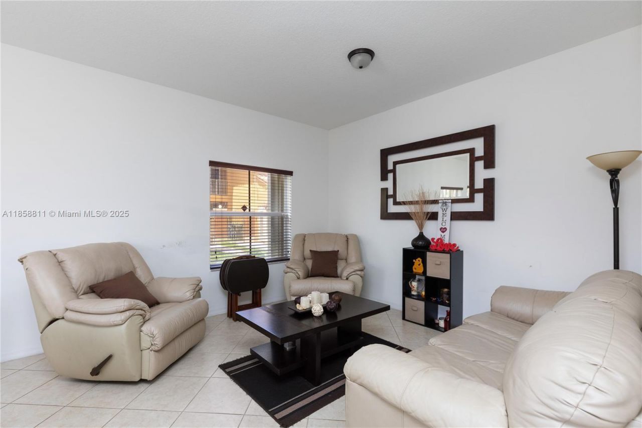 1068 SW 143rd Ave, Unit 2510, Pembroke Pines, FL 33027 Photo