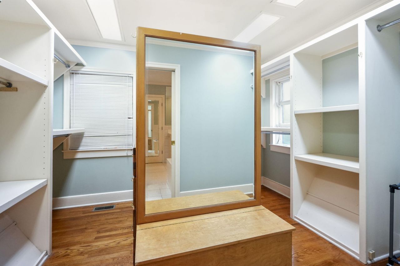 184 Scoville Street Photo 10