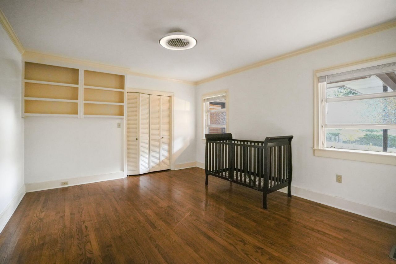 184 Scoville Street Photo 16