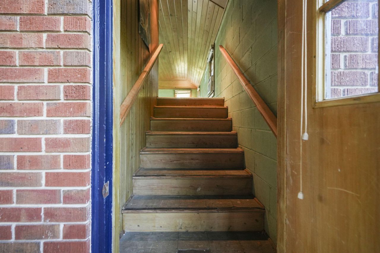 184 Scoville Street Photo 22