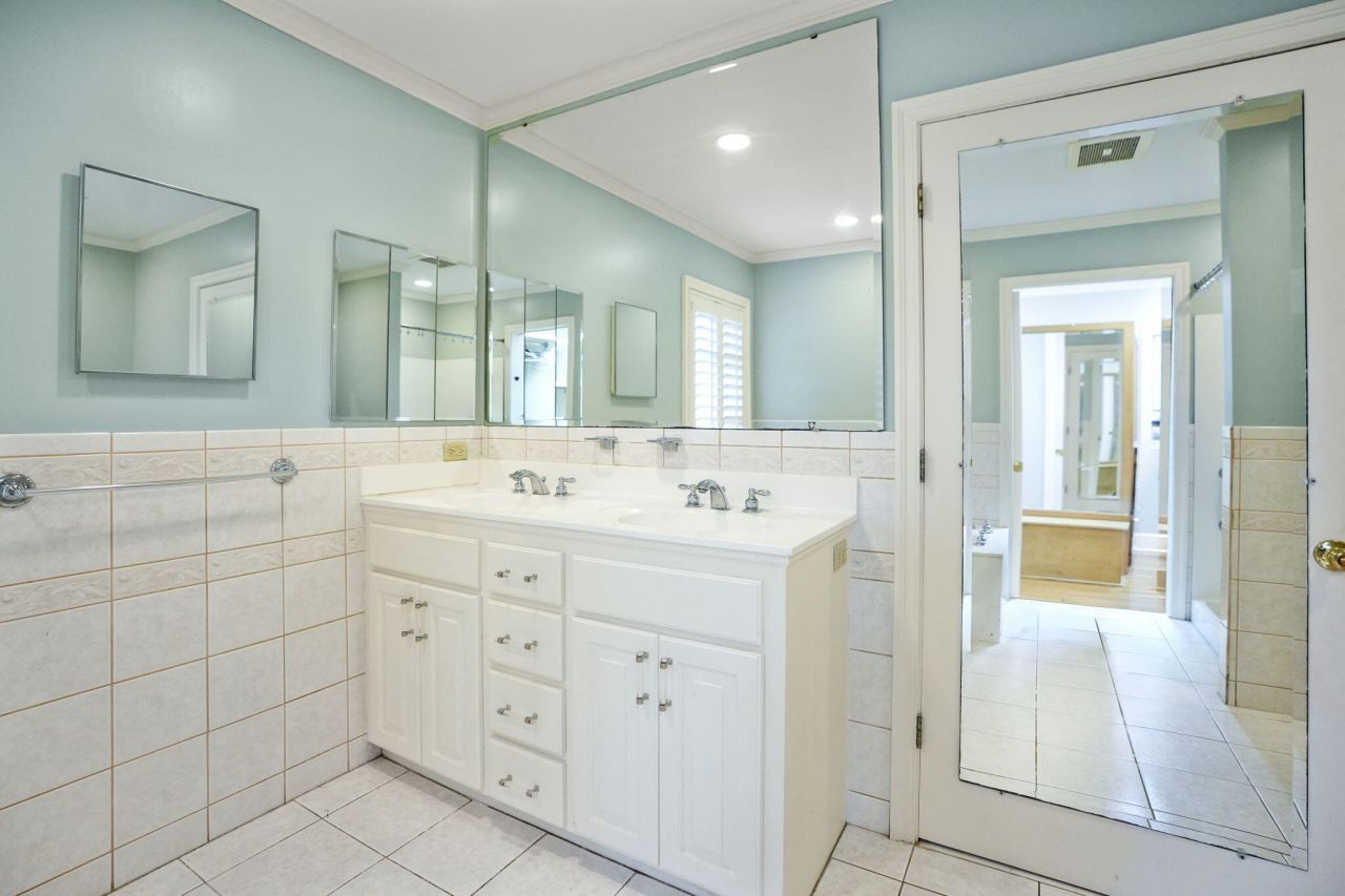 184 Scoville Street Photo 7