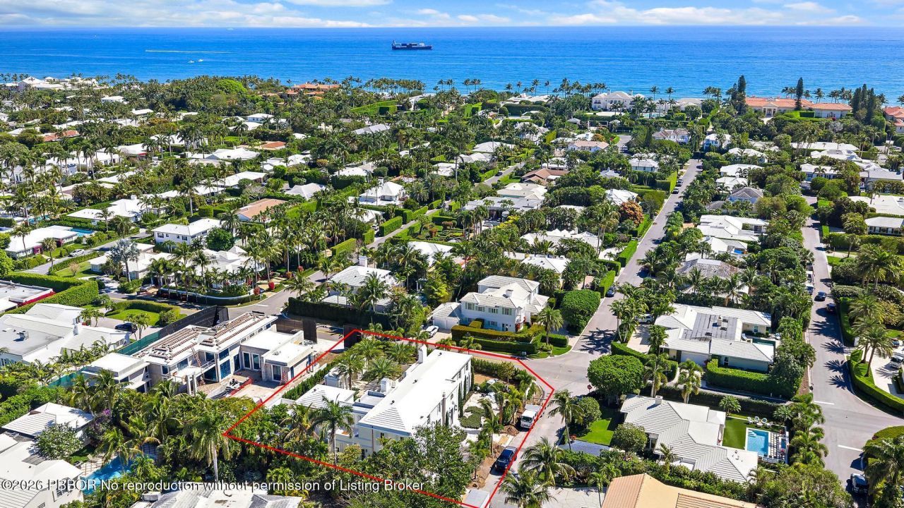 301 Plantation Road, Palm Beach, FL 33480 Photo