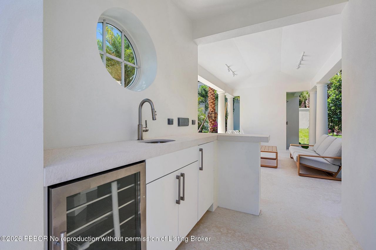 301 Plantation Road, Palm Beach, FL 33480 Photo