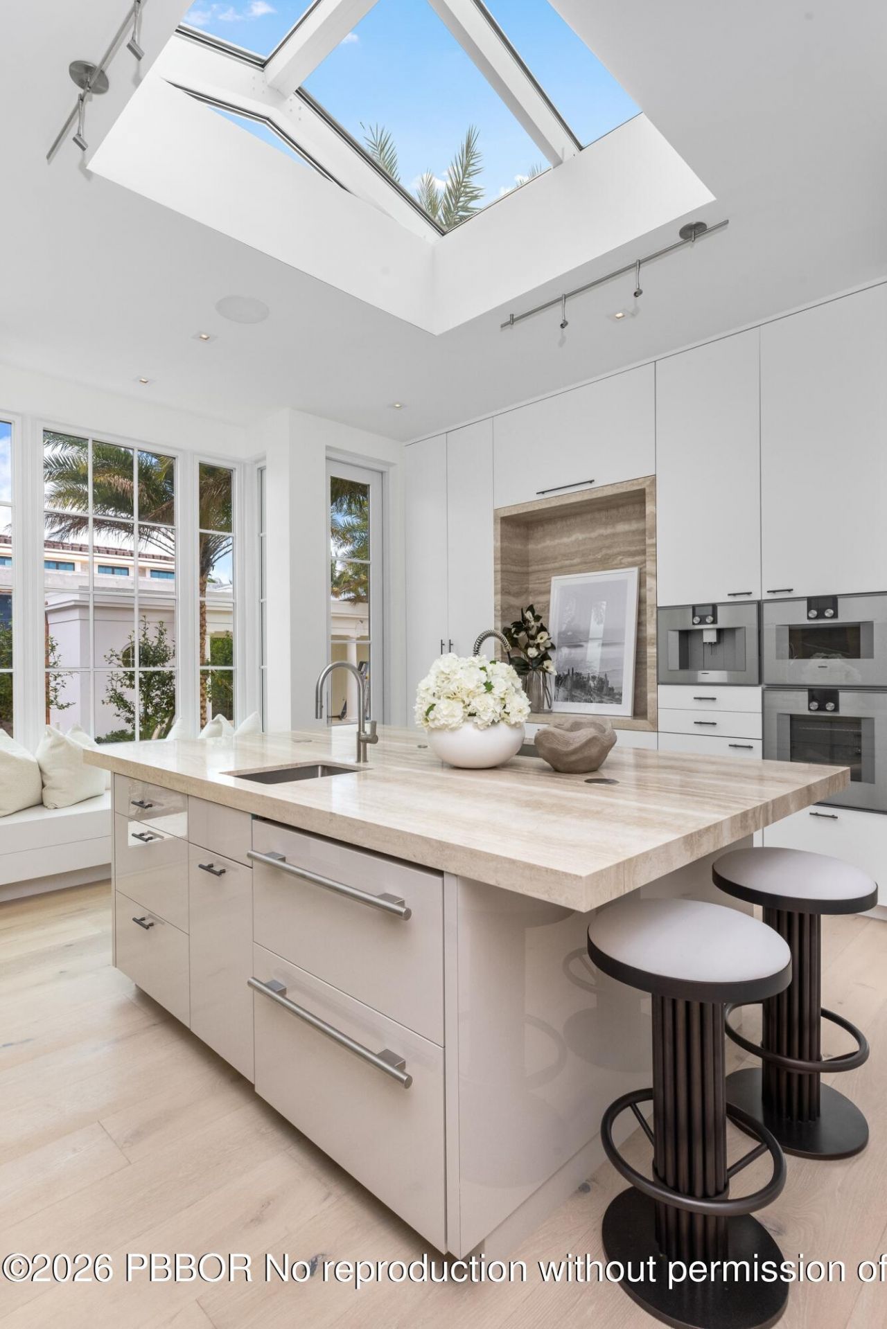 301 Plantation Road, Palm Beach, FL 33480 Photo