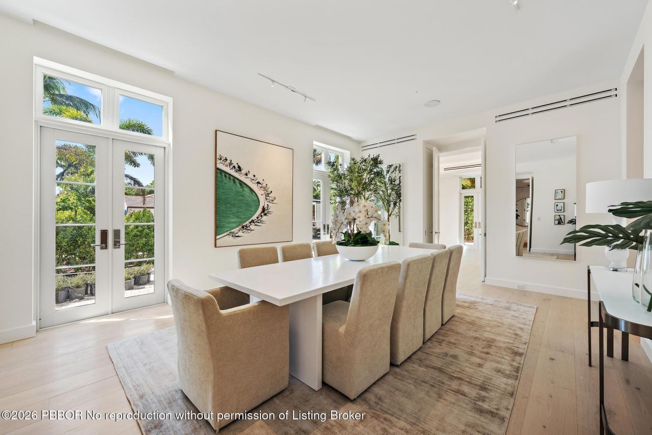 301 Plantation Road, Palm Beach, FL 33480 Photo