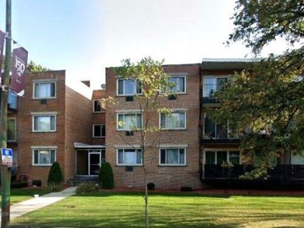 2215 W 111th Street, Unit 101, Chicago, IL 60643