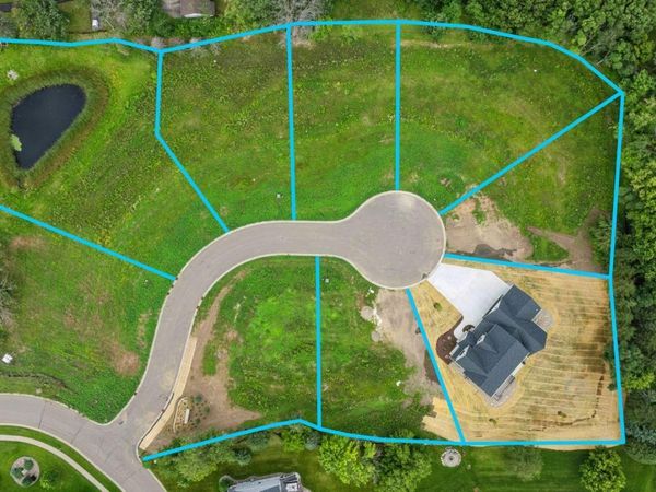 18743 Jarosite Court, Lakeville, MN 55044