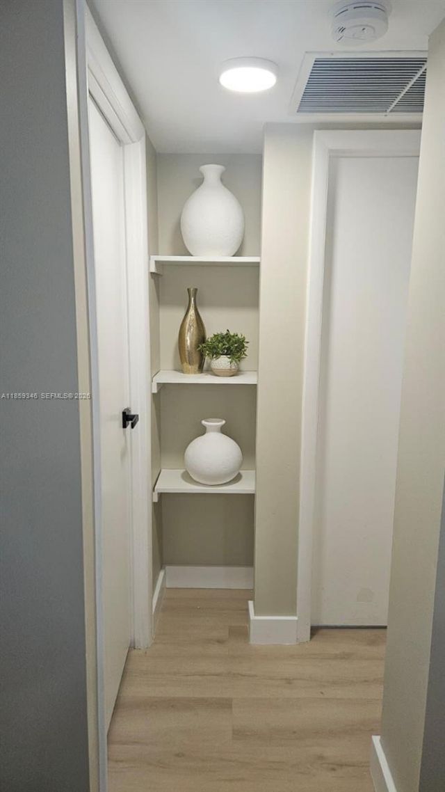 20500 W Country Club Dr, Unit 308, Aventura, FL 33180 Photo