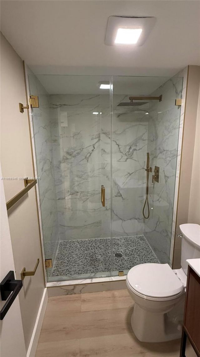 20500 W Country Club Dr, Unit 308, Aventura, FL 33180 Photo