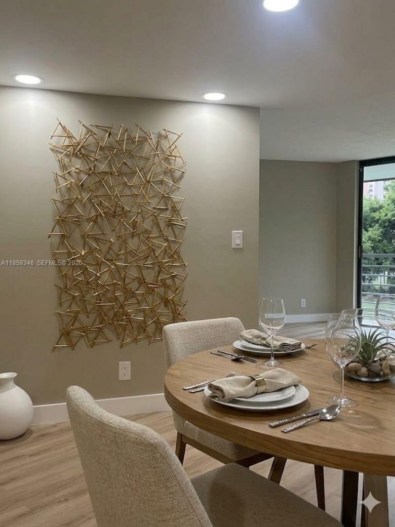 20500 W Country Club Dr, Unit 308, Aventura, FL 33180 Photo