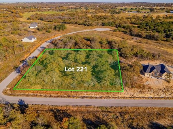 221 Jefferson Way, Weatherford, TX 76088