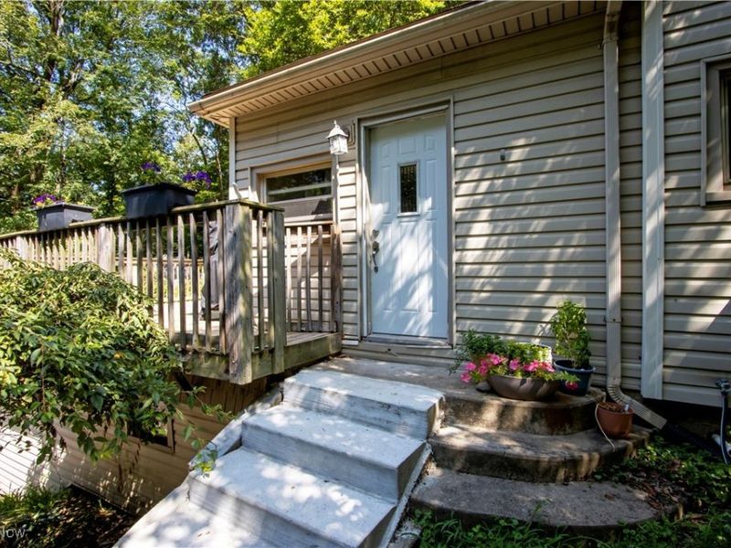 9077 Traphagen Street NW, Massillon, OH 44646 Photo 1