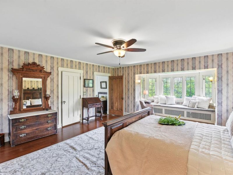 820 Van Nes Drive, Glendale, OH 45246 Photo 20