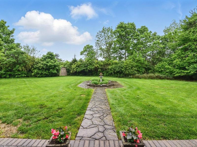 820 Van Nes Drive, Glendale, OH 45246 Photo 39