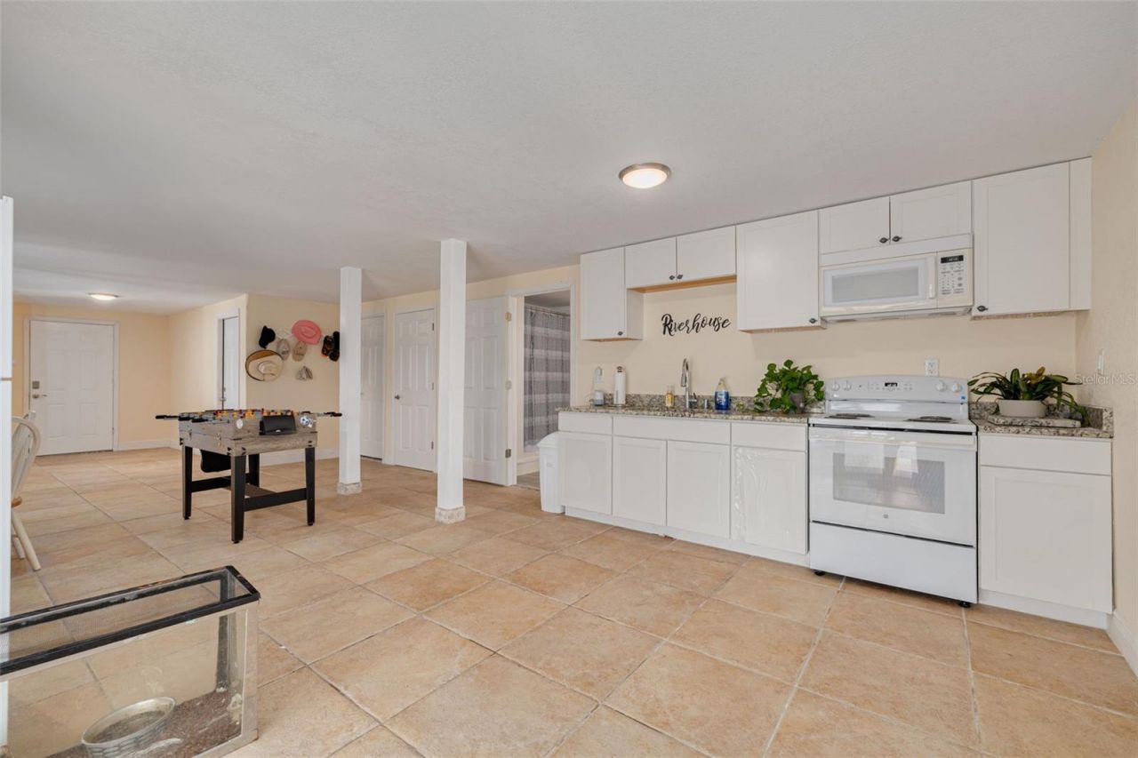 8100 Brighton Drive, Port Richey, FL 34668 Photo