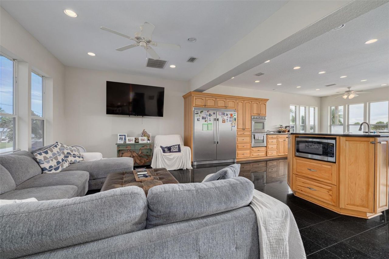 8100 Brighton Drive, Port Richey, FL 34668 Photo