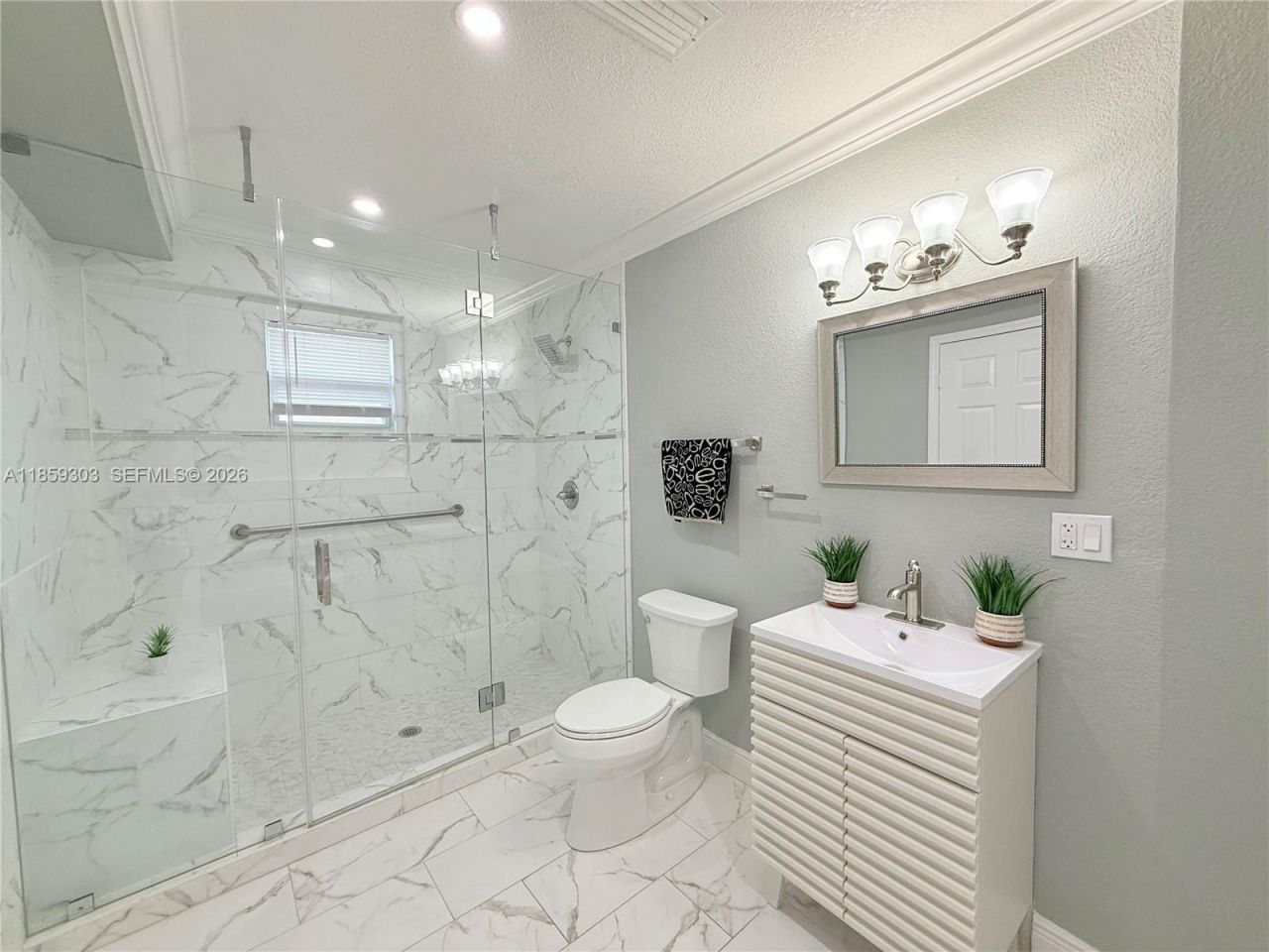 2339 NW 13th St, Fort Lauderdale, FL 33311 Photo