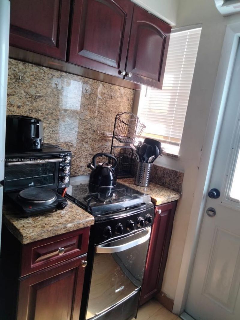 4015 Indian Creek Dr, Unit 307, Miami Beach, FL 33140 Photo