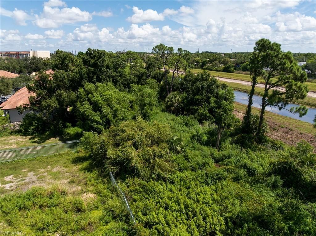 2745 Swamp Cabbage Ct, Fort Myers, FL 33901 Photo