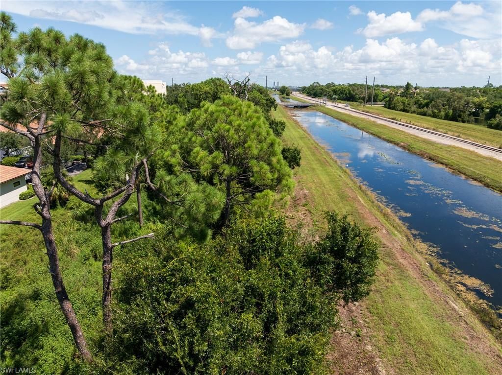 2745 Swamp Cabbage Ct, Fort Myers, FL 33901 Photo