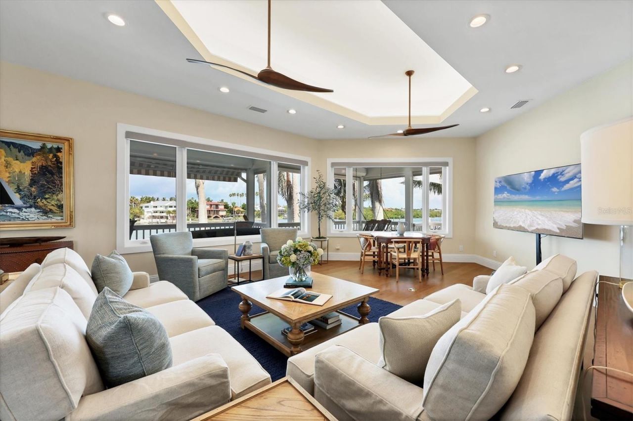 559 Bob Hope Drive, Nokomis, FL 34275 Photo