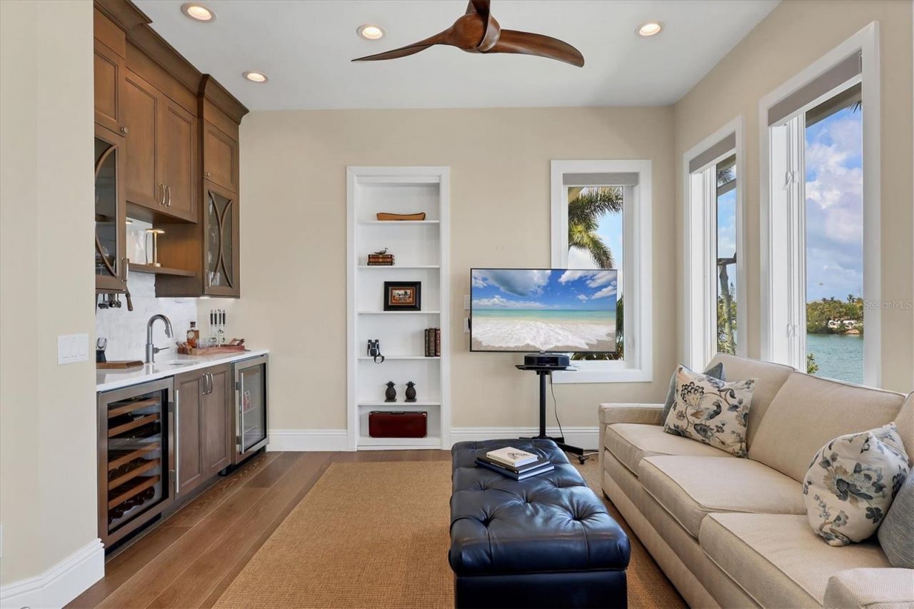 559 Bob Hope Drive, Nokomis, FL 34275 Photo